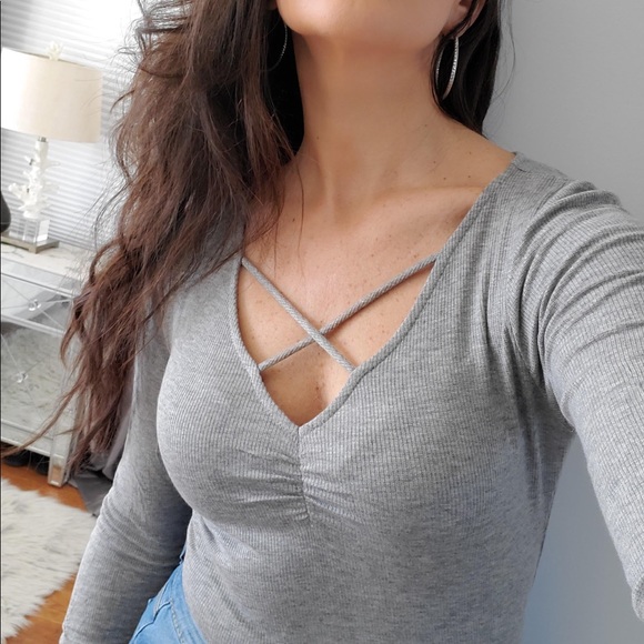 Grey ribbed cris cross bodysuit - Picture 7 of 8